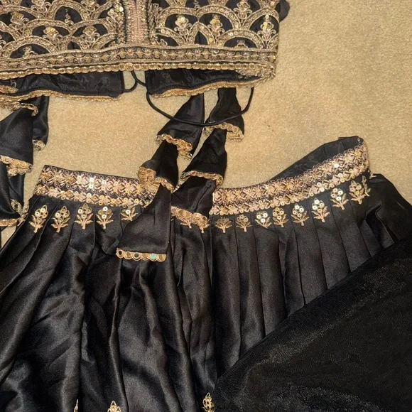 Black and Gold Embroidered Lehenga Set - Picture 8 of 12